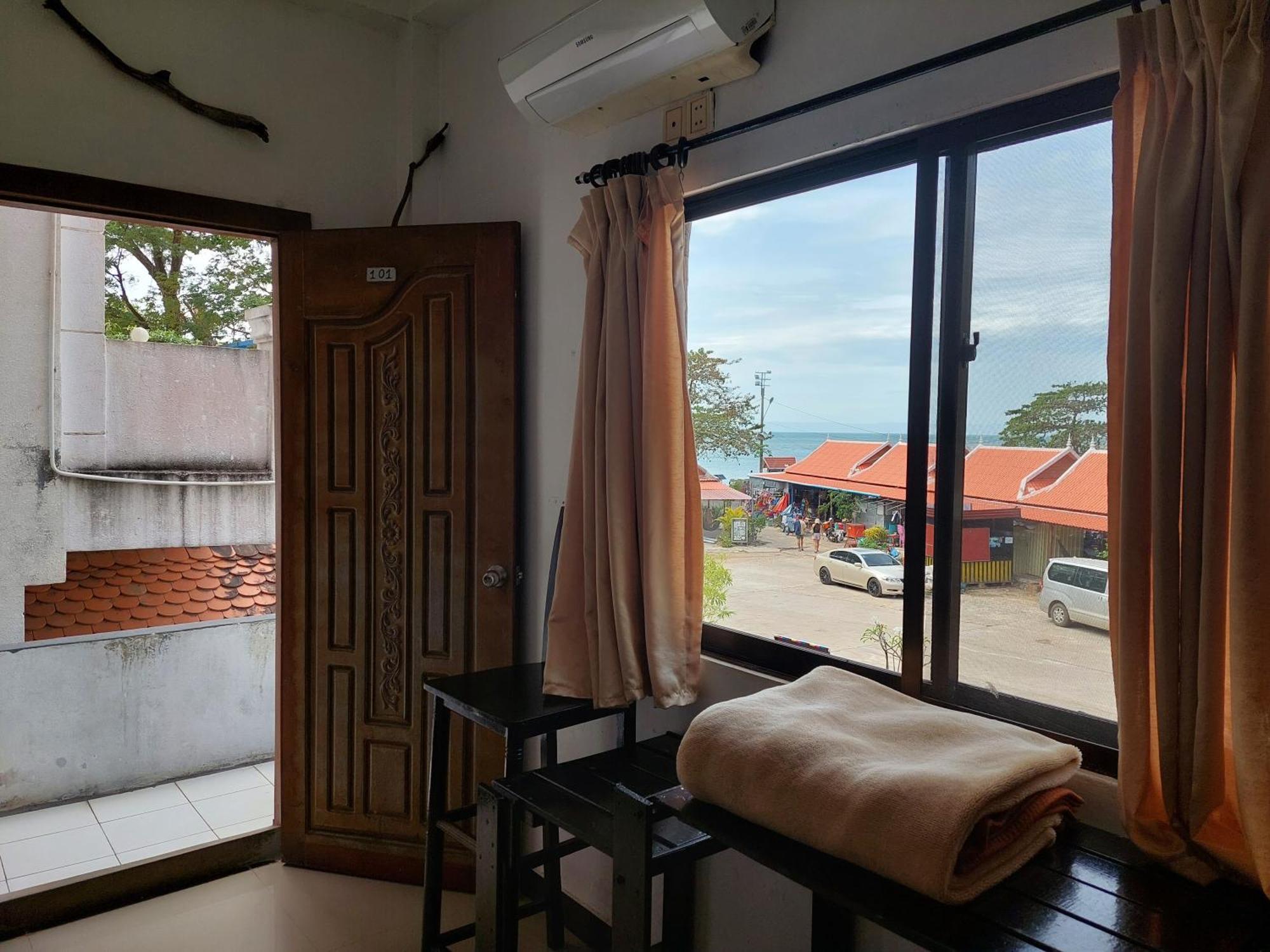 Auberge de la Plage Kep Zimmer foto